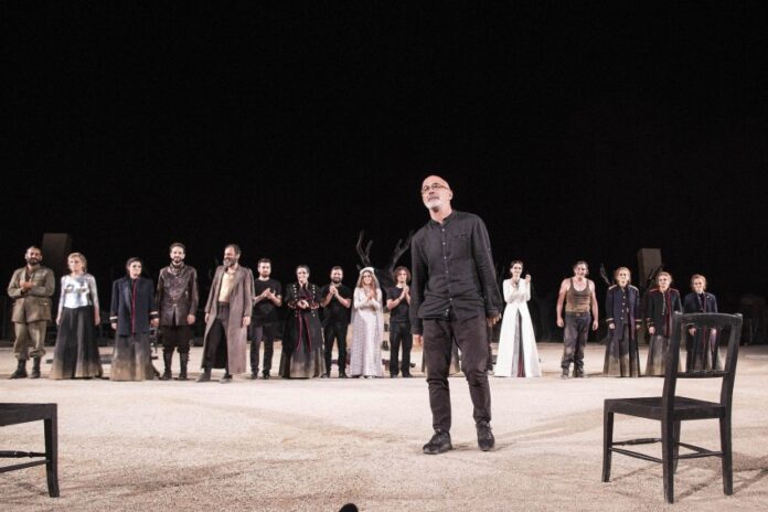 21577_21268_regular_ah4a4258