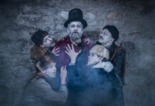 Είδαμε την παράσταση «Νεκρές Ψυχές» σε σκηνοθεσία Σοφίας Καραγιάννη στο θέατρο Θησείον