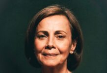 «Εκμυστηρεύσεις της Έλλης Αλεξίου» της Εύας Νικολαΐδου σε σκηνοθεσία του Άγγελου Μπούρα στο Θέατρο Τέχνης Καρόλου Κουν – Υπόγειο