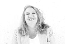 “Vagabondages” της Ελένης Μποζά & Σοφιάννας Θεοφάνους σε σκηνοθεσία Θωμαΐδας Τριανταφυλλίδου & Ελένης Μποζά στο Θέατρο Μπέλλος